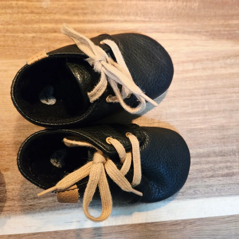 Lot of 3 Lightweight Lace Up Baby Sneakers 6-12 Months Soft Sole Faux Leather